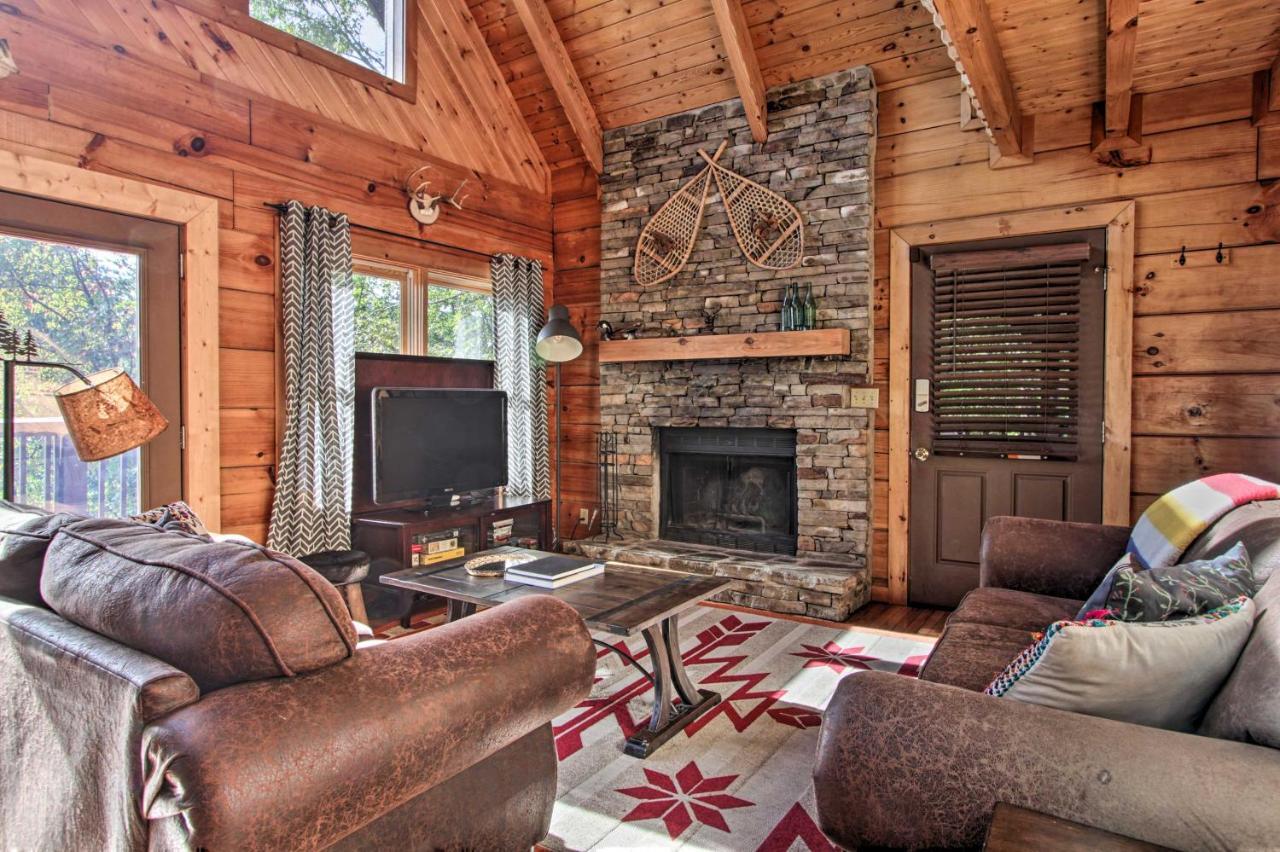 Pigeon Forge Scenic Solitude With Private Hot Tub! Екстериор снимка