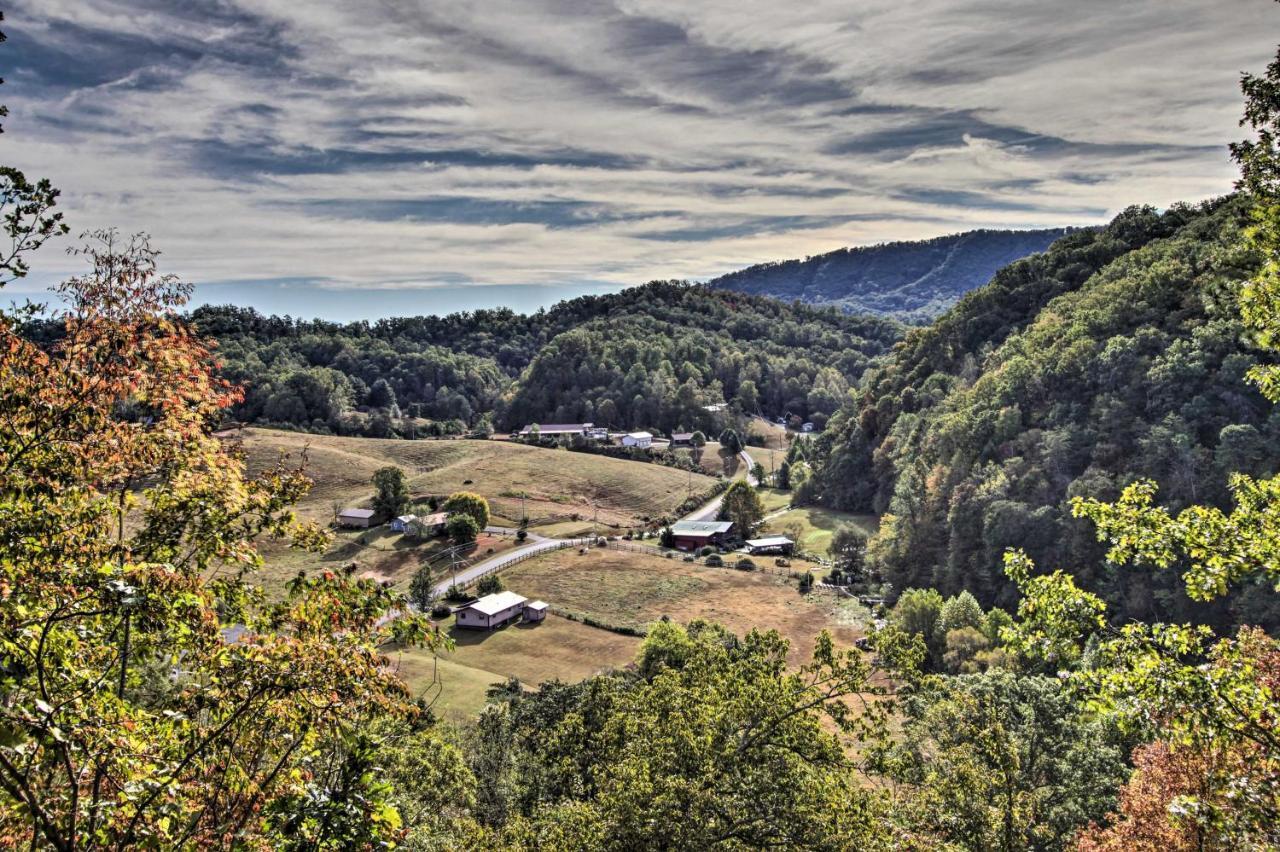 Pigeon Forge Scenic Solitude With Private Hot Tub! Екстериор снимка