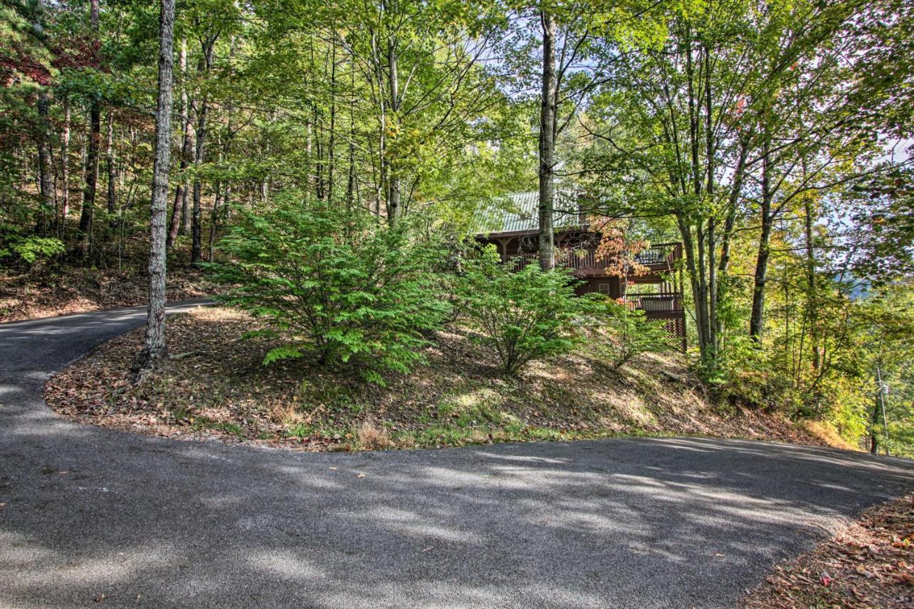 Pigeon Forge Scenic Solitude With Private Hot Tub! Екстериор снимка
