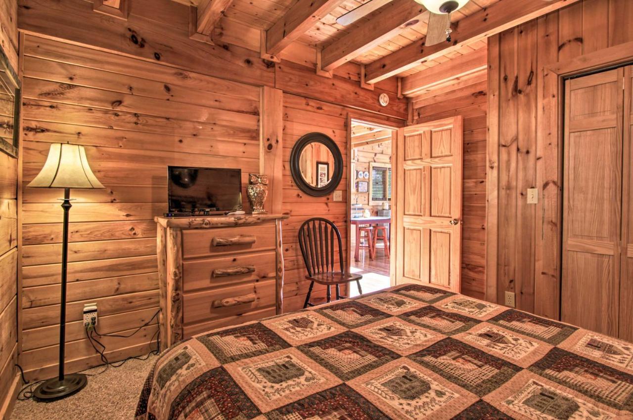 Pigeon Forge Scenic Solitude With Private Hot Tub! Екстериор снимка