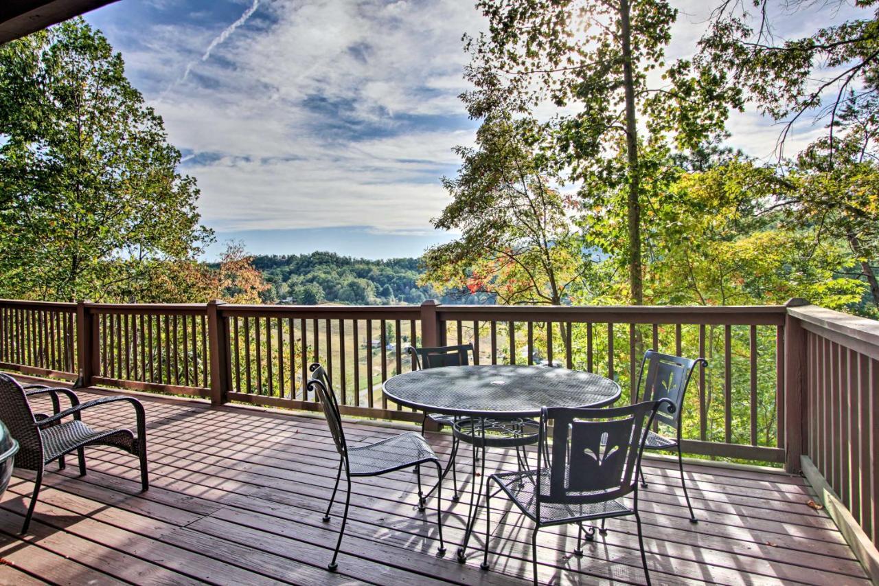 Pigeon Forge Scenic Solitude With Private Hot Tub! Екстериор снимка